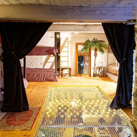 Malestroit Le Deck'Halage Bed & Breakfast エクステリア 写真