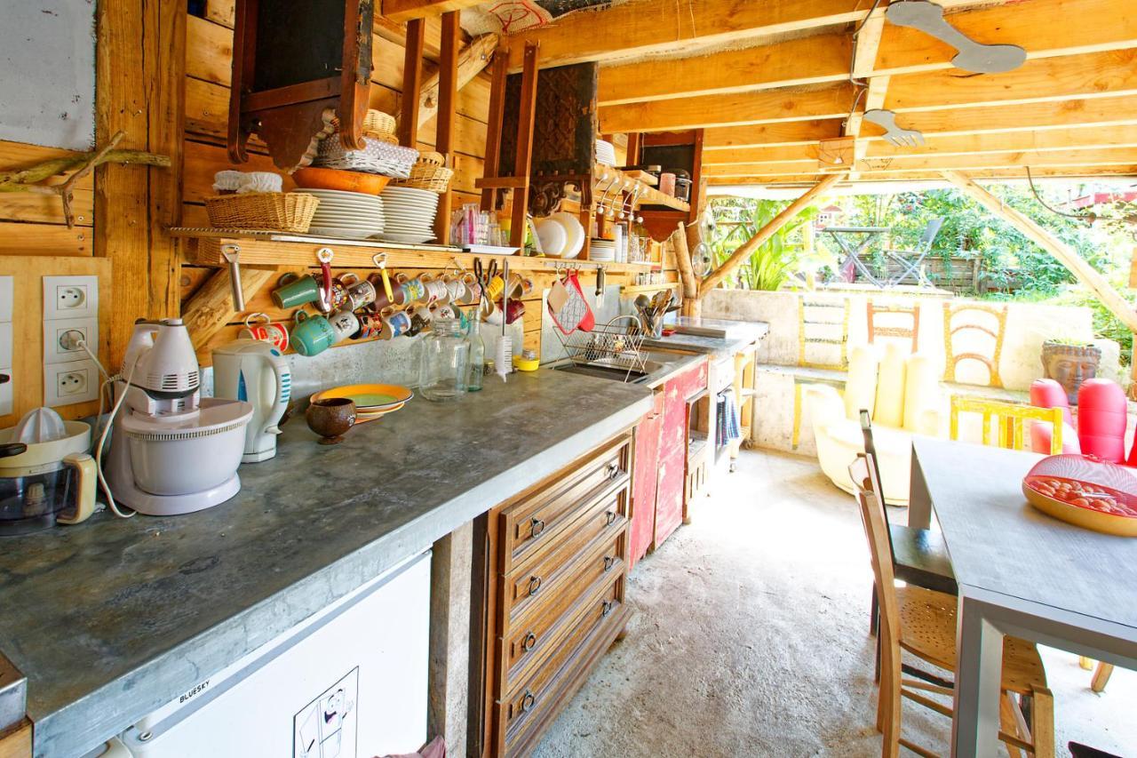 Malestroit Le Deck'Halage Bed & Breakfast エクステリア 写真